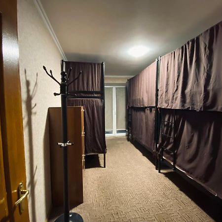 Field Hostel Kiev Extérieur photo