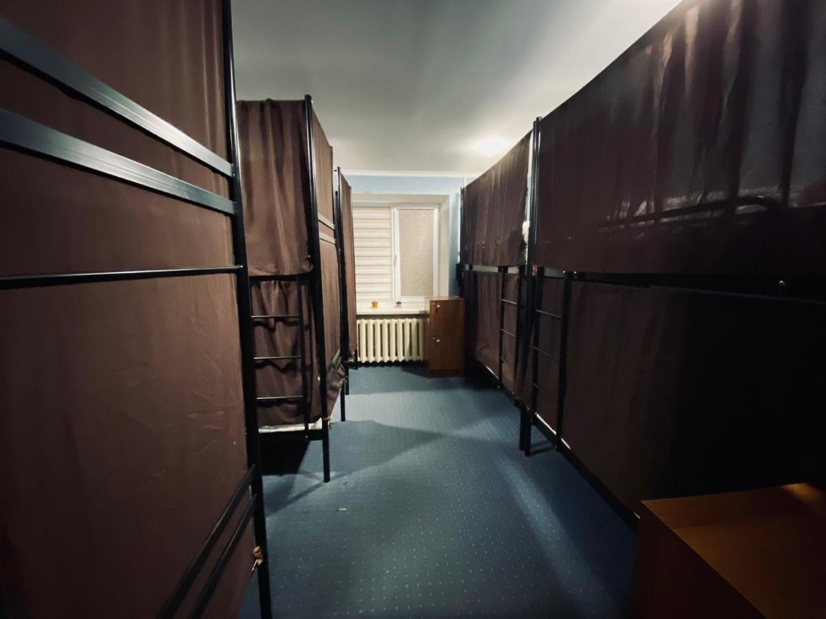 Field Hostel Kiev Extérieur photo