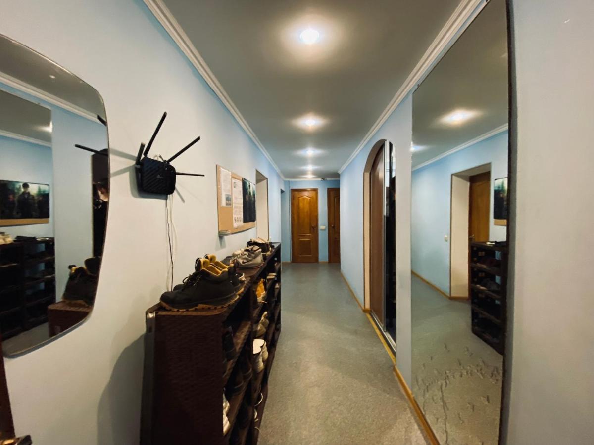 Field Hostel Kiev Extérieur photo